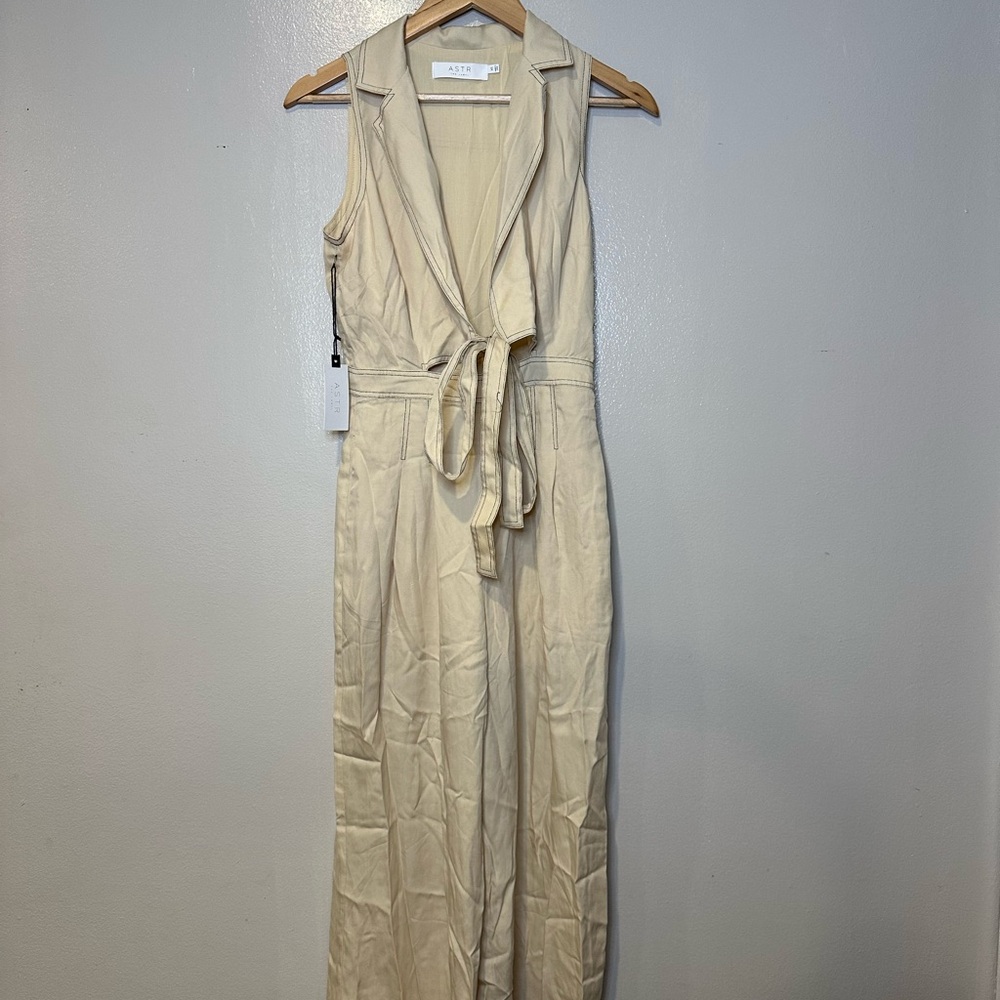 NWT Astr the Label Vantage Wrap Jumpsuit